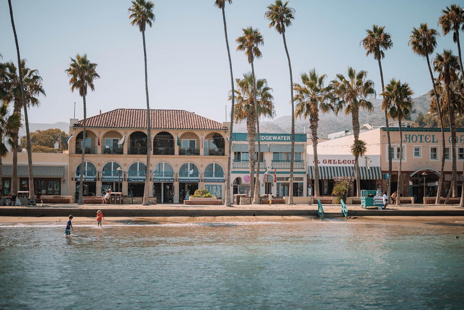 The Edgewater Hotel Avalon Exterior photo